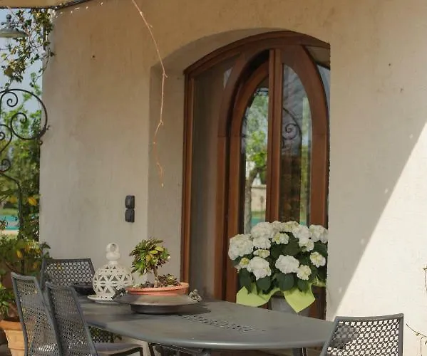 مزرعة للإقامة Il Barco سبيلّو